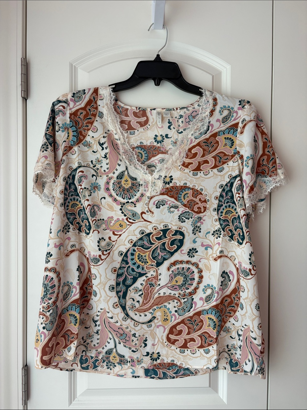 Cato White Paisley Lace-Trim Short Sleeve Blouse